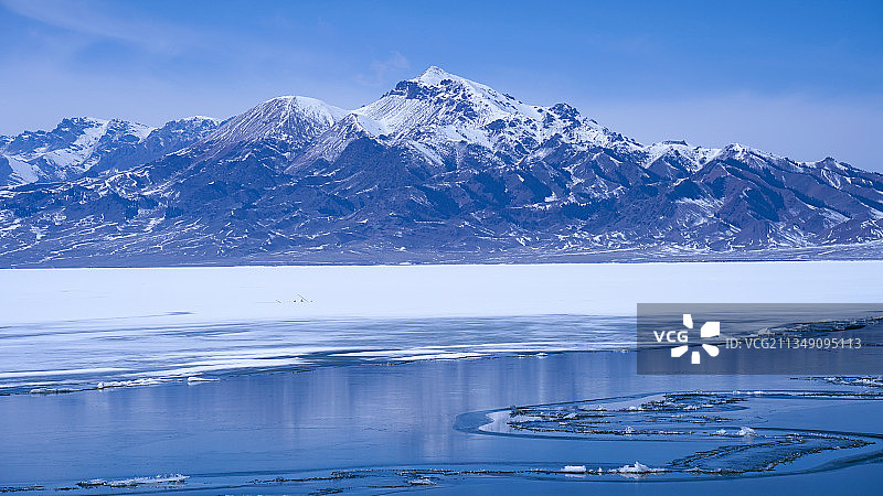 赛里木湖图片素材