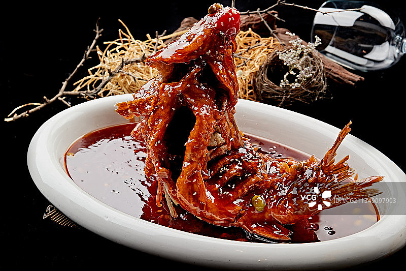 茄汁糖醋干炸鱼图片素材