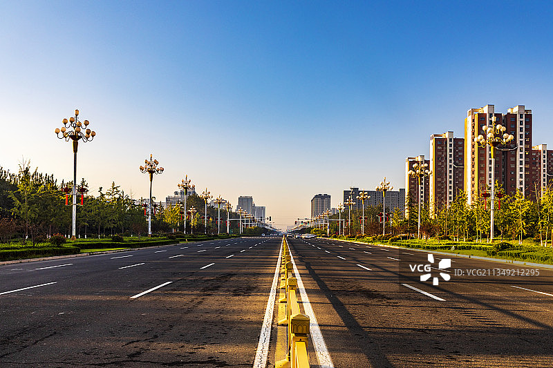 中华路秋日晨景图片素材