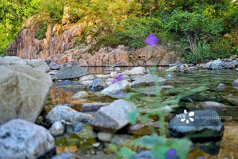 泰山彩石溪图片素材