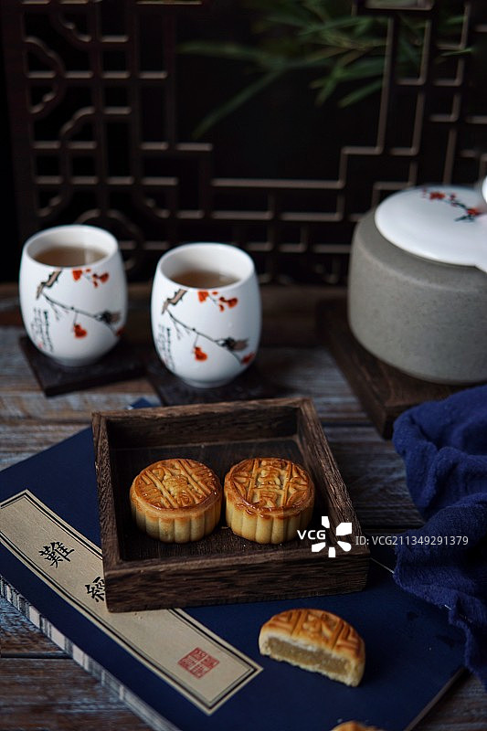 中秋月饼图片素材