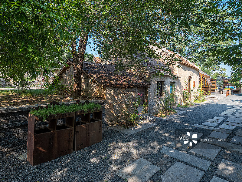 临沂沂南县岸堤镇朱家林村乡村生活美术馆图片素材