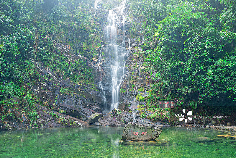 广东肇庆鼎湖山飞水潭风景图片素材