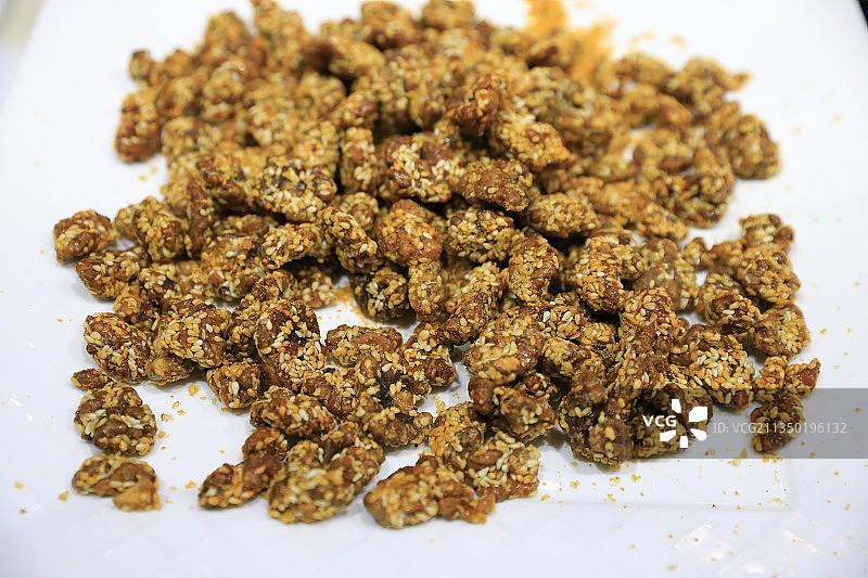 香酥桃仁图片素材