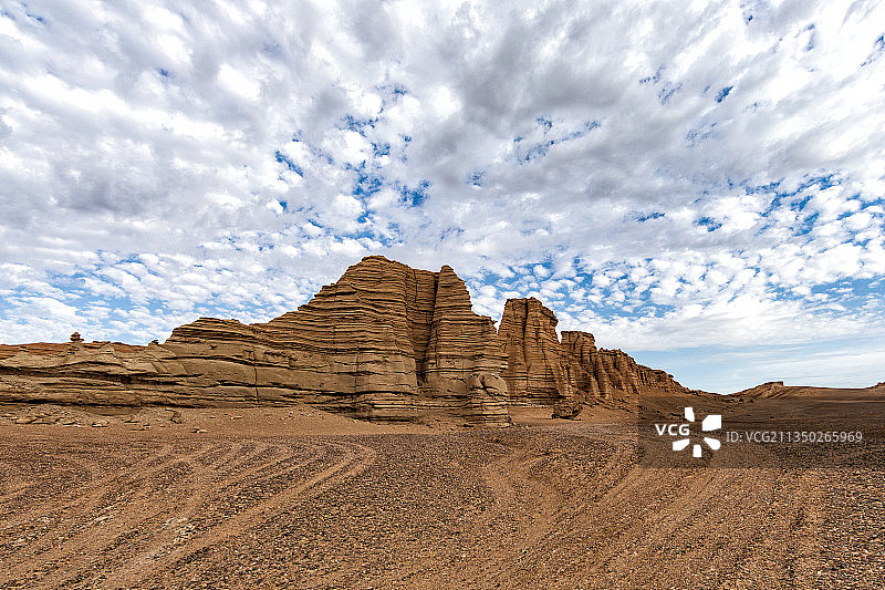 中国新疆哈蜜大海道 雅丹地貌图片素材