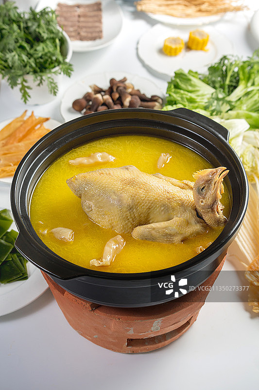 粤式打边炉汤锅花胶鸡图片素材