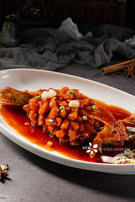 松鼠桂花鱼图片素材