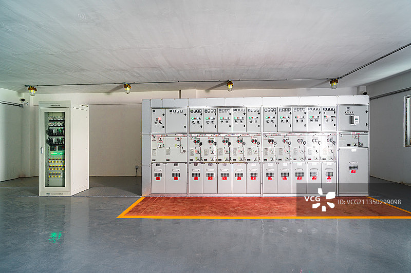 10kV开关站内高压成套开关设备图片素材