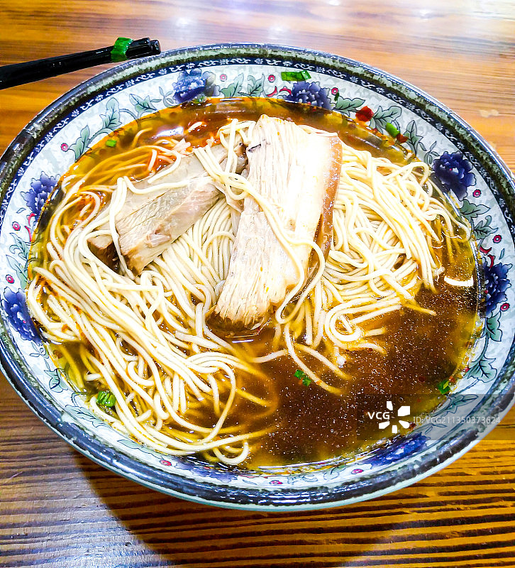 苏州美食.焖肉面.苏式面食图片素材