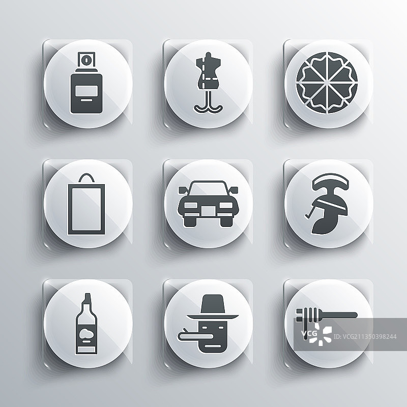 匹诺曹、意大利面和罗马军头盔图片素材