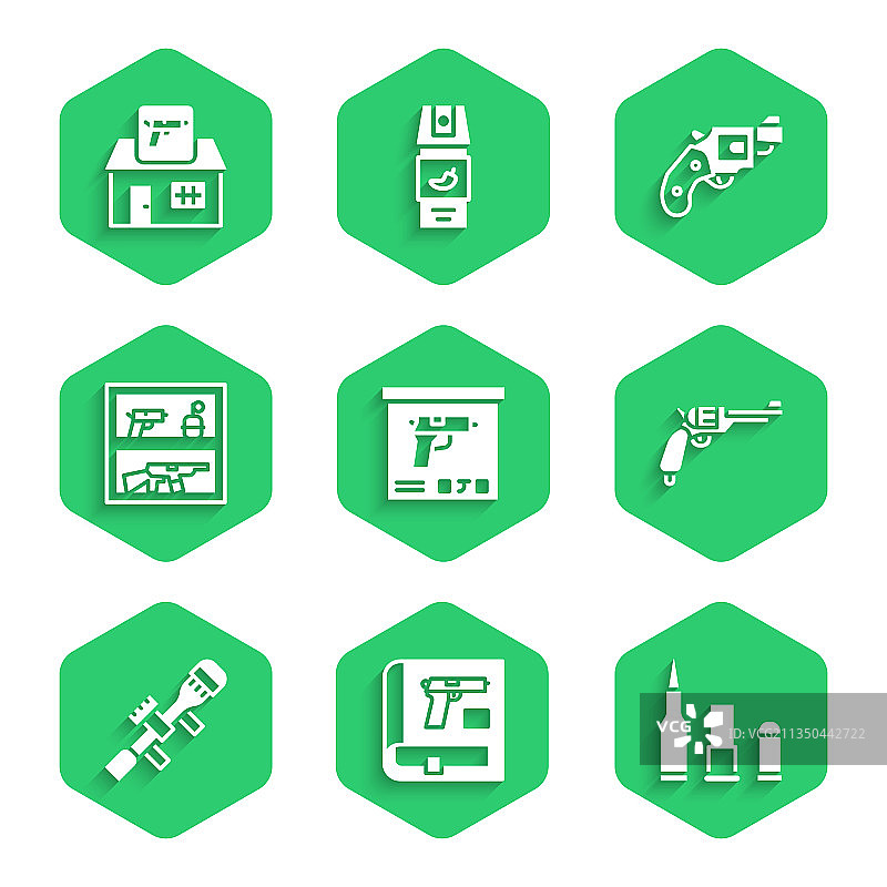 军用弹药箱、书籍和手枪套装图片素材