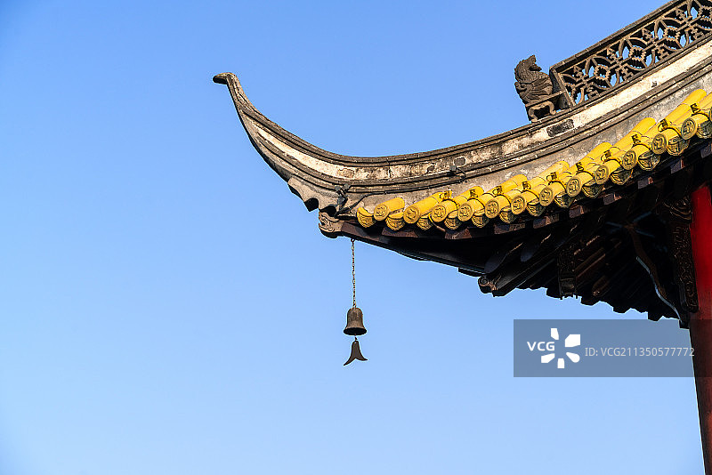 瘦西湖五亭桥上的飞檐图片素材