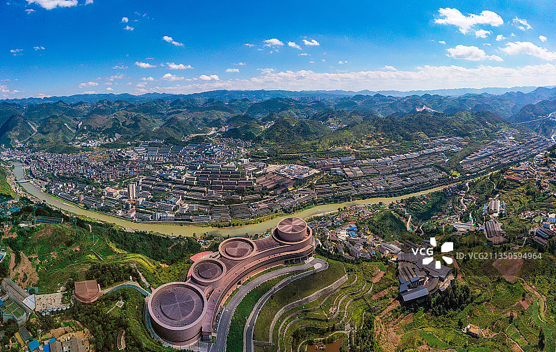 航拍酒都茅台酒镇，印象茅台超出想象图片素材