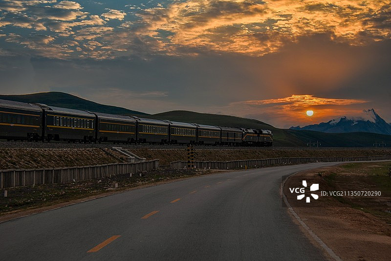 青藏铁路图片素材