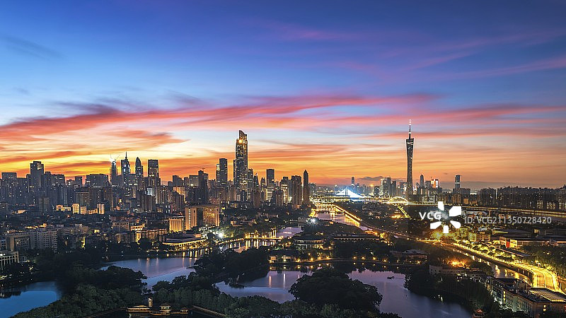 红色晨曦图片素材