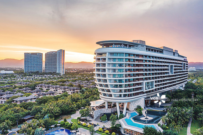 海南省三亚市海棠湾仁恒皇冠假日酒店航拍图片素材