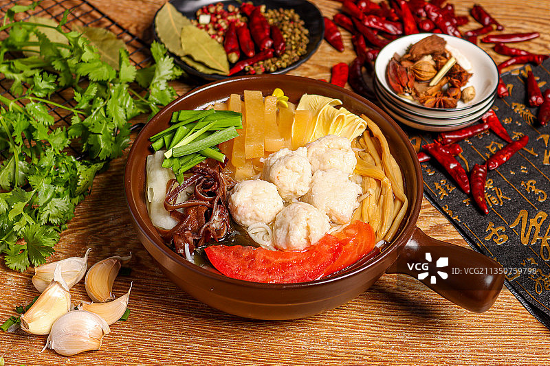 鱼丸砂锅米线图片素材