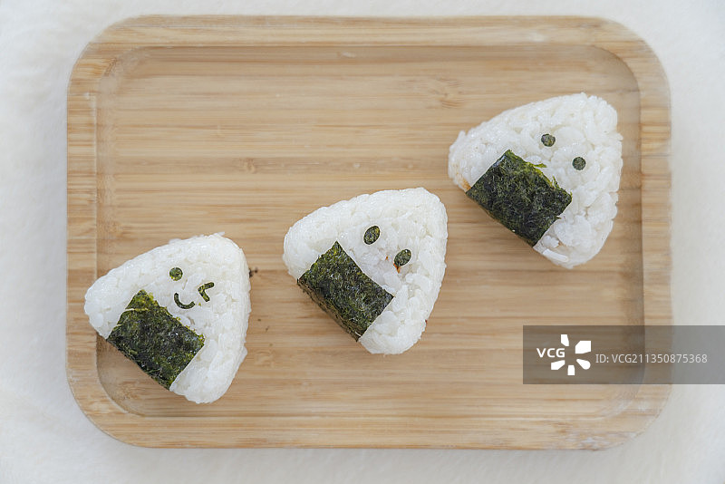 寿司肉松饭团图片素材