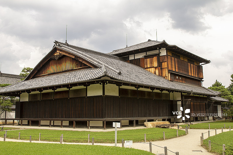 京都二条城的日本传统建筑图片素材