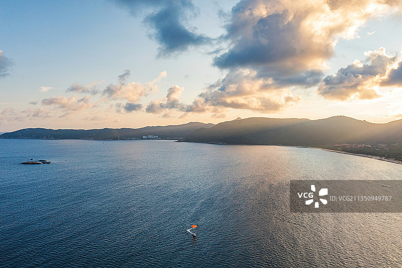 海南省三亚市亚龙湾海景航拍图片素材
