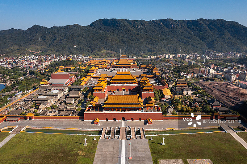 东阳横店影视城明清宫苑航拍全景图片素材