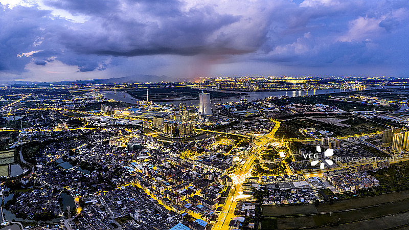 江门 新会区 城市天际线 双水镇夜景图片素材