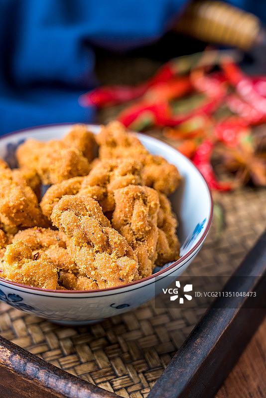 中国重庆小吃瓷器口麻花陈麻花麻辣麻花图片素材