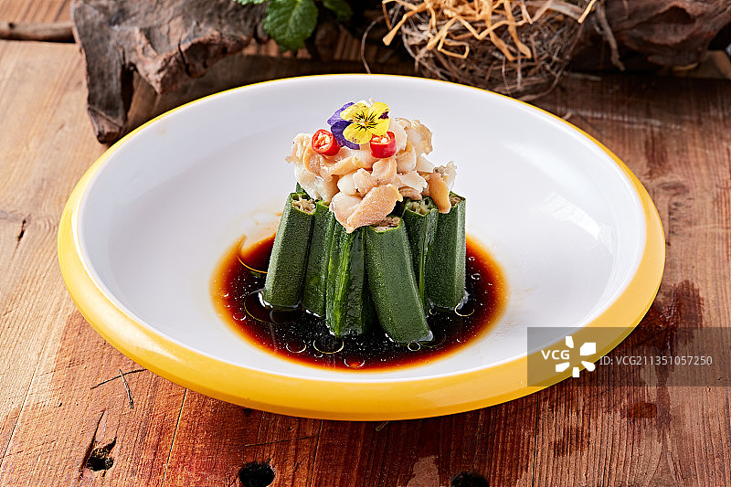 捞汁秋葵扇贝丁图片素材