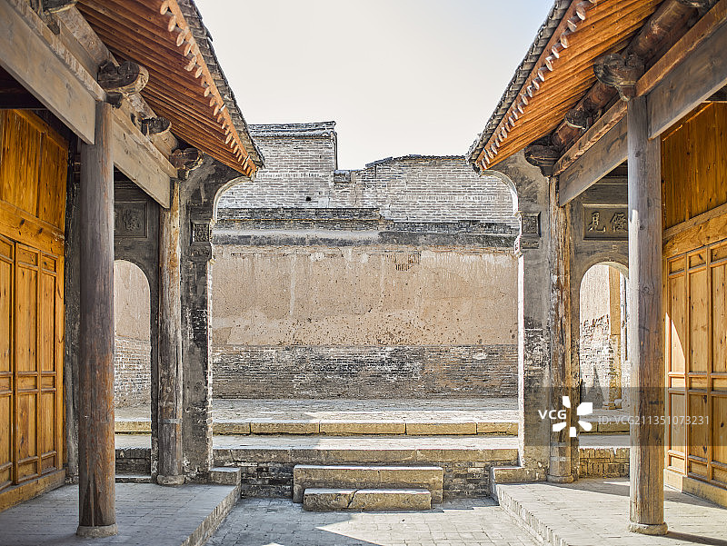 陕西省渭南市韩城市中国历史文化名村党家村三门祠堂图片素材