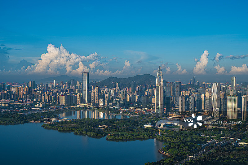 深圳市区的日出早上图片素材