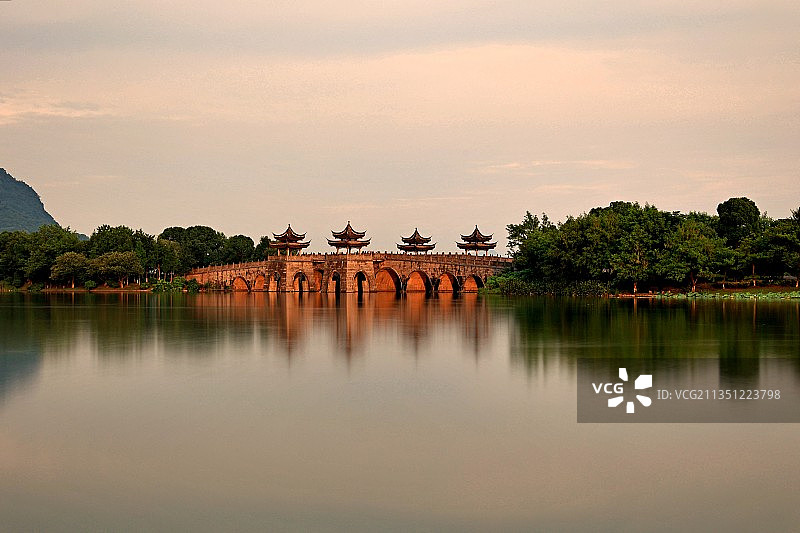四亭桥晚霞图片素材