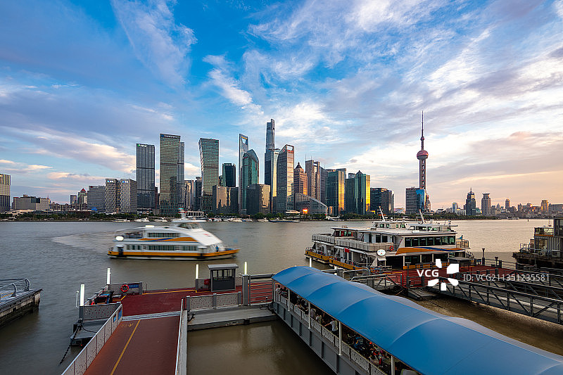 上海北外滩滨江城市风光图片素材