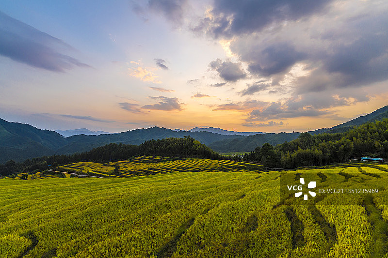 连山县欧家梯田图片素材