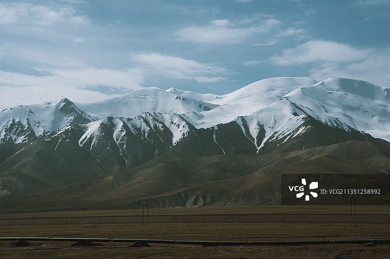 可可西里的雪山图片素材