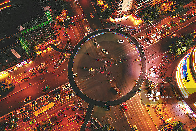 灯光中的圆+安徽省阜阳市颍泉区图片素材