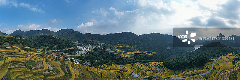 秋天的中雁荡山图片素材