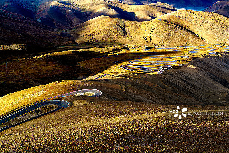 国道318，托乌拉山口图片素材