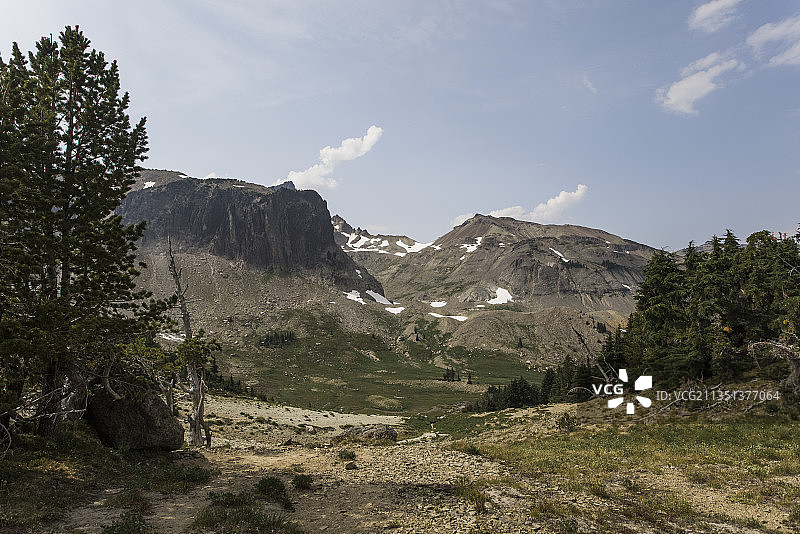 山羊岩荒野图片素材