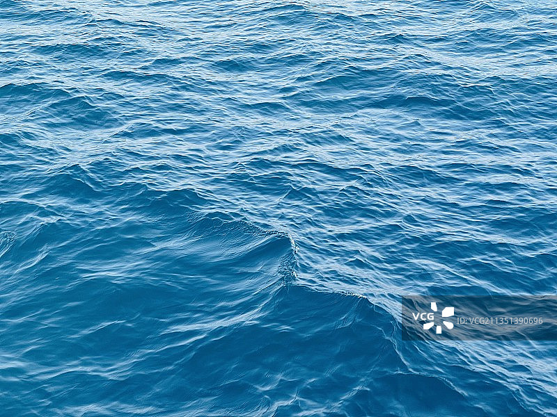 蓝色大海特写镜头图片素材