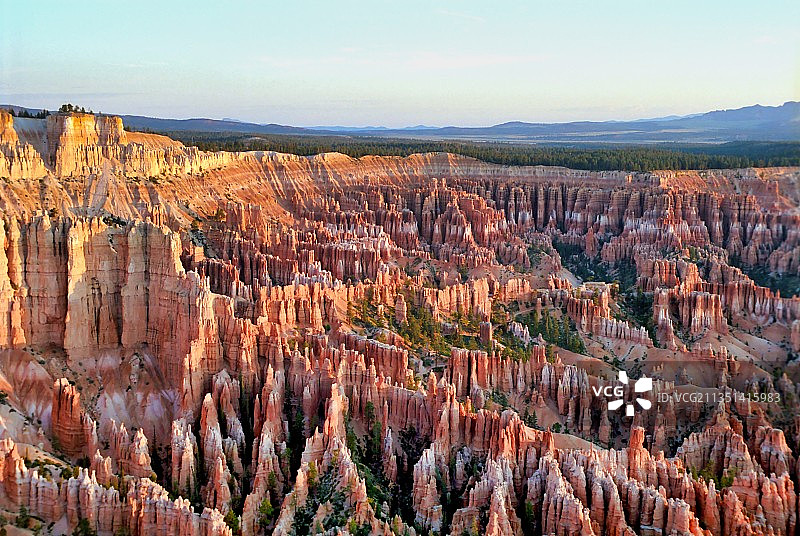 犹他州加菲尔德县的风景全景图片素材