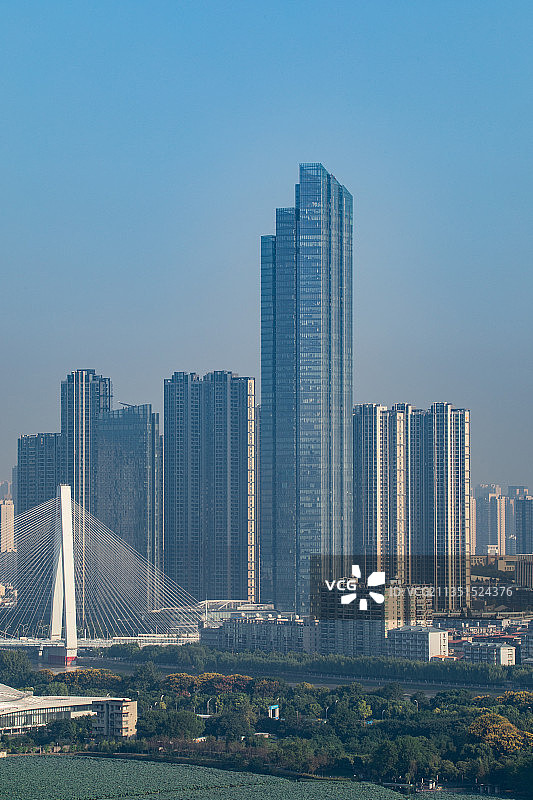 武汉市硚口区越秀金融中心图片素材