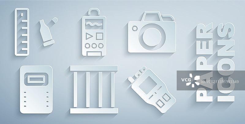 监狱窗户、照相机与警察行动图片素材