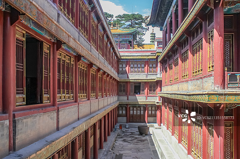 河北承德市避暑山庄的小布达拉宫普陀宗乘之庙图片素材