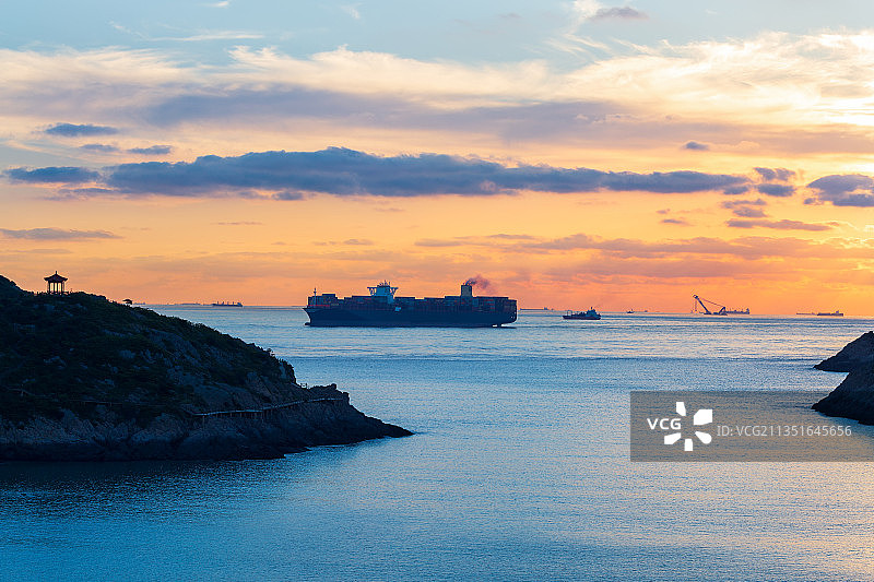 舟山虾峙岛海洋日出图片素材