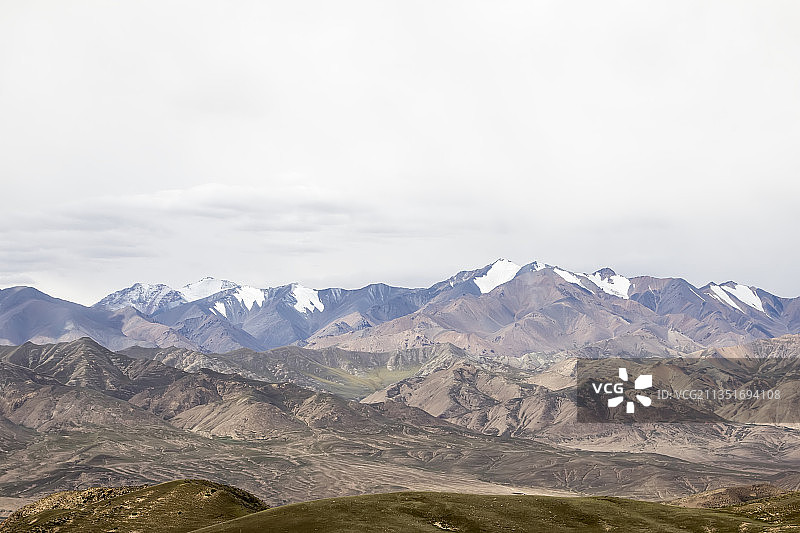 秋天，八一冰川，青海，雪山，草原，高原公路，云景，山脉图片素材
