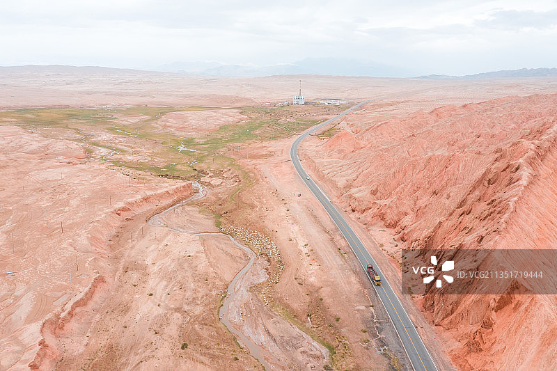 青海柴达木盆地荒漠图片素材