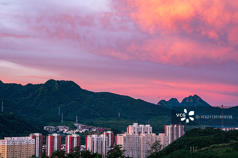 日出兴隆图片素材