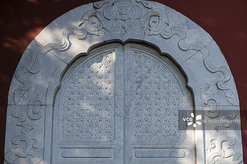 北京普安殿石门雕刻图片素材