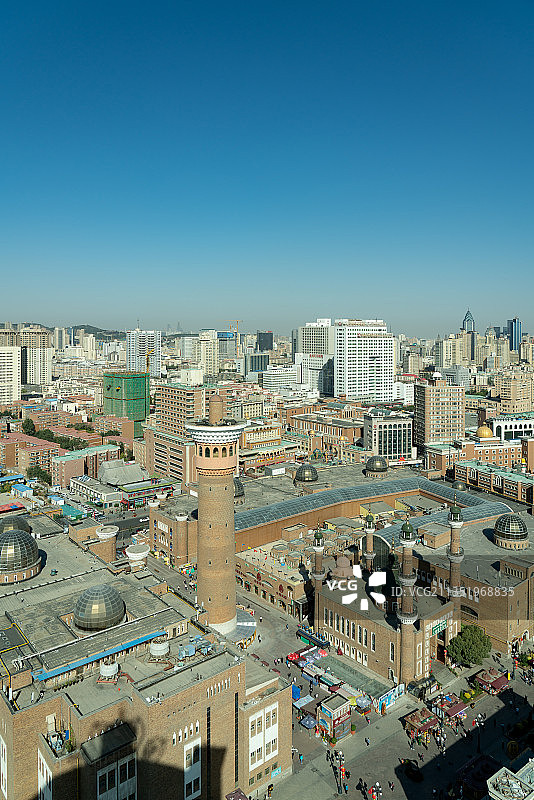 俯瞰乌鲁木齐大巴扎图片素材