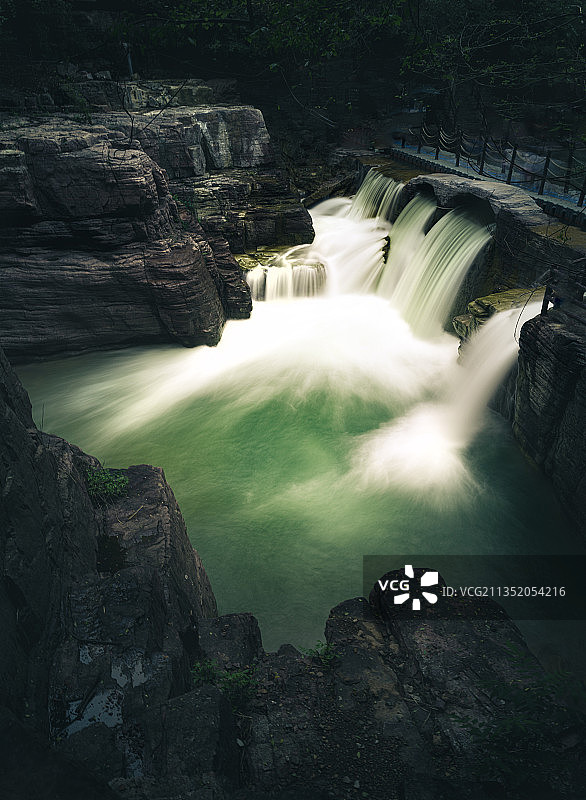 云台山·红石峡瀑布图片素材